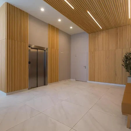 Sofia Navarro Bello, 1 P2 E *